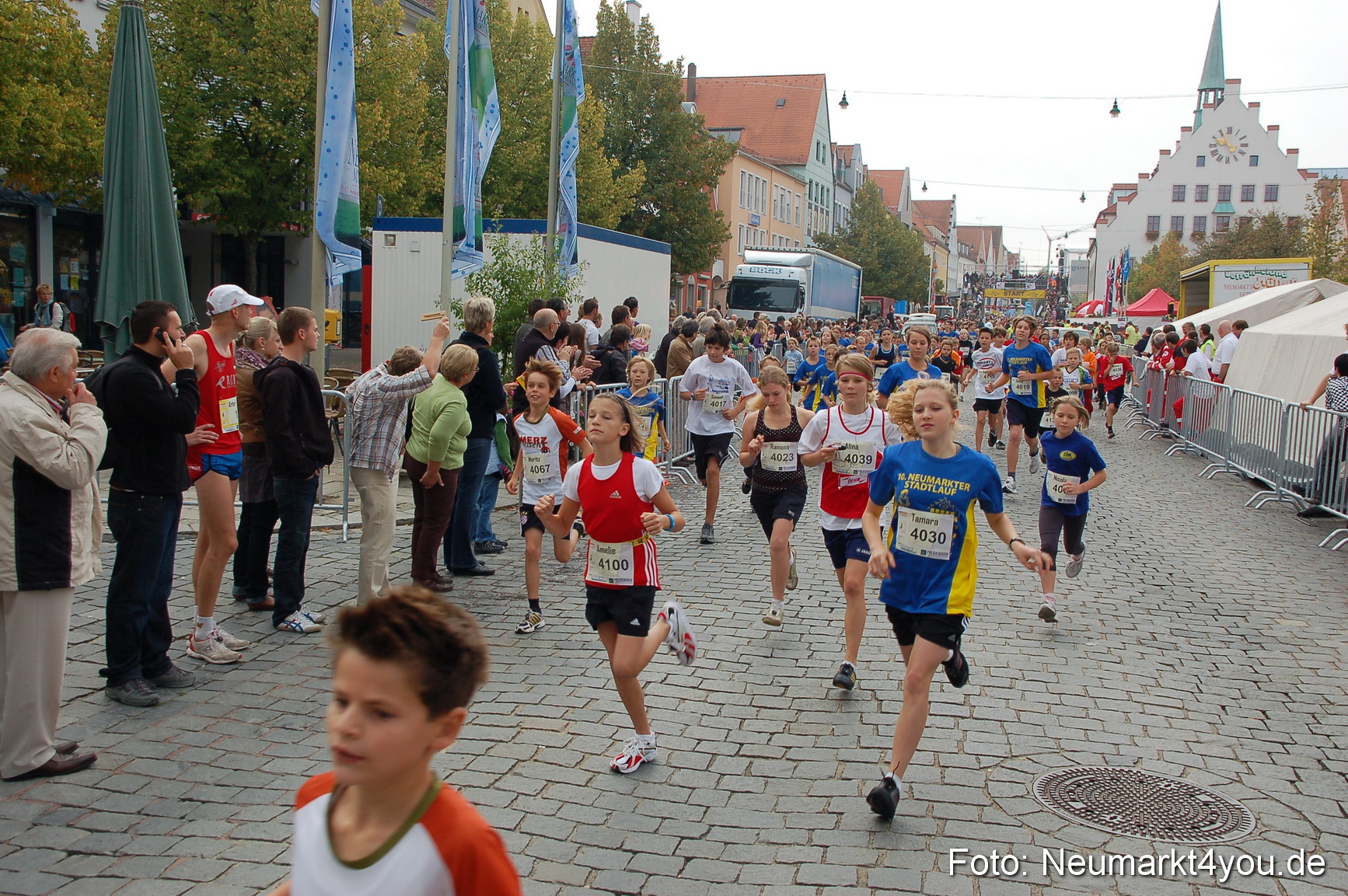 0012 Stadtlauf Neumarkt Unterer Markt 200909